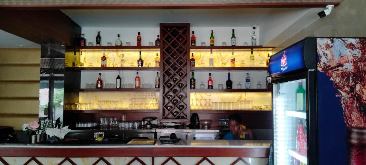 Shikin Hotels Navi Mumbai Bagian luar foto